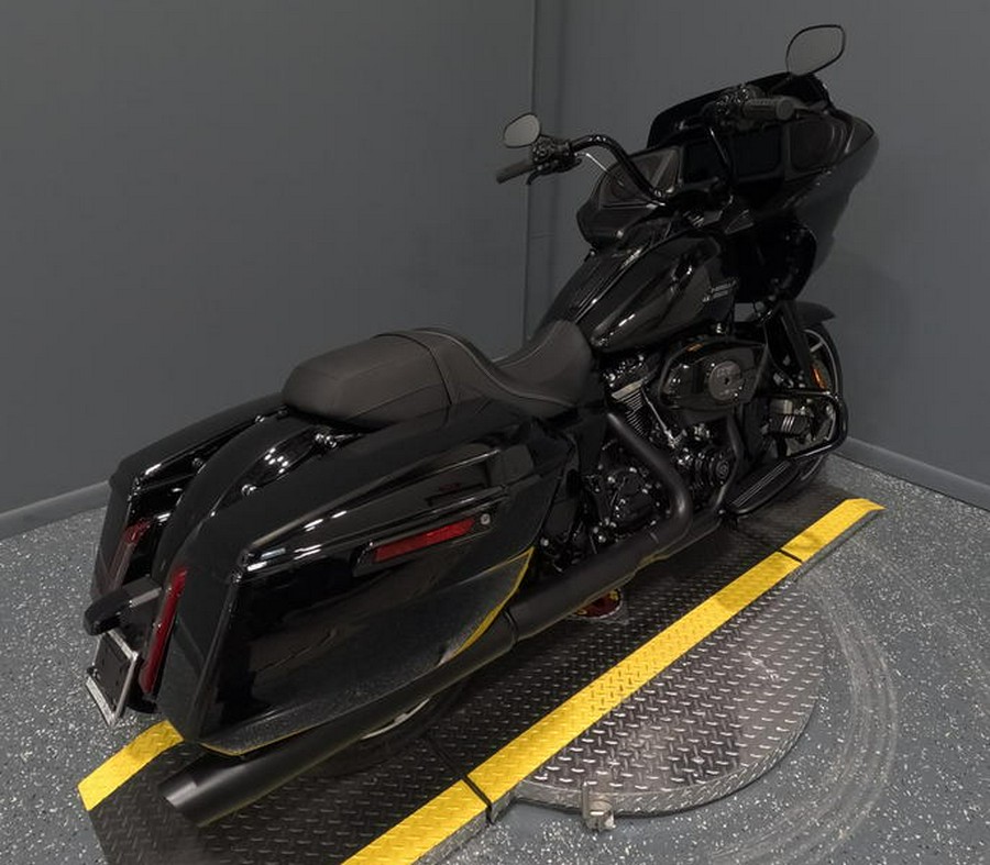 2024 Harley-Davidson® FLTRX - Road Glide®