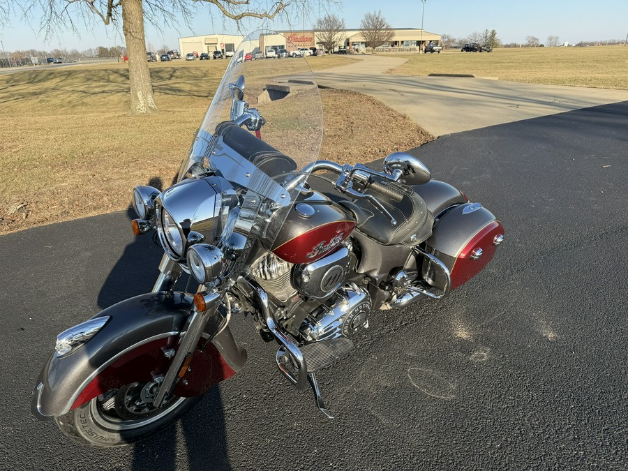 2019 Indian Motorcycle Springfield® ABS