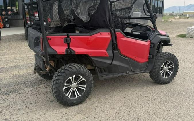 2016 Honda® Pioneer 1000-5 Deluxe