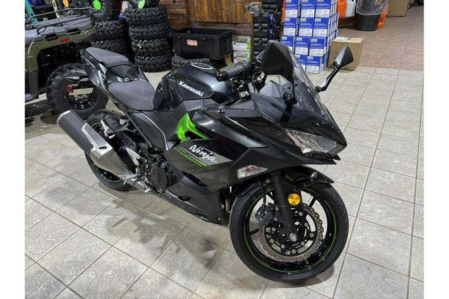 2023 Kawasaki Ninja® 400 - Gray