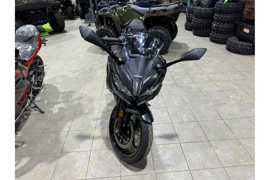 2023 Kawasaki Ninja® 400 - Gray