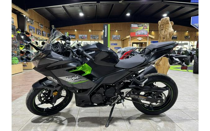 2023 Kawasaki Ninja® 400 - Gray