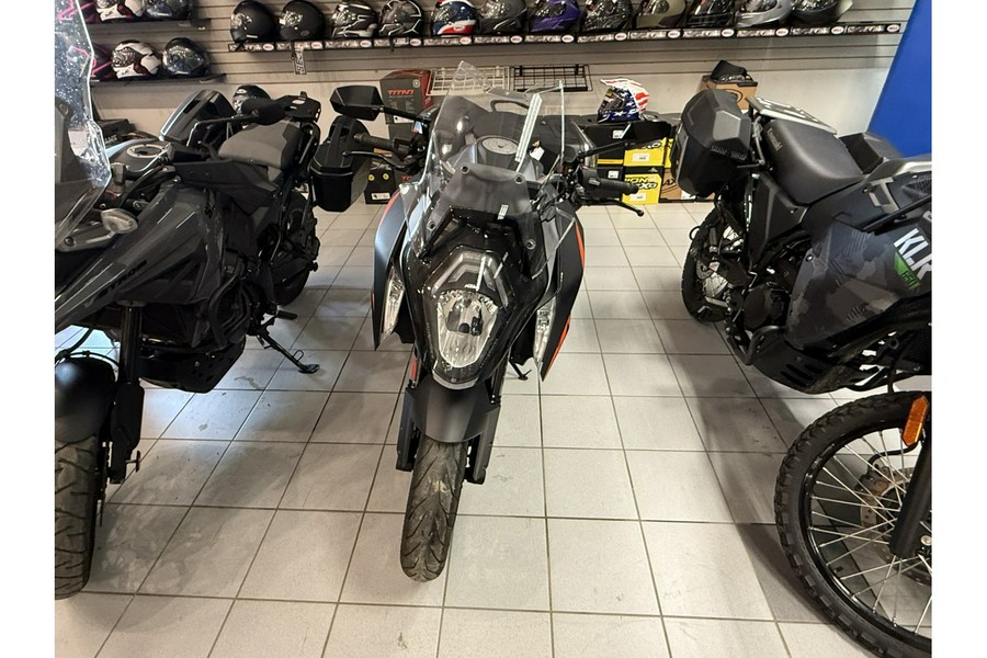 2017 KTM Super Duke 1290 GT