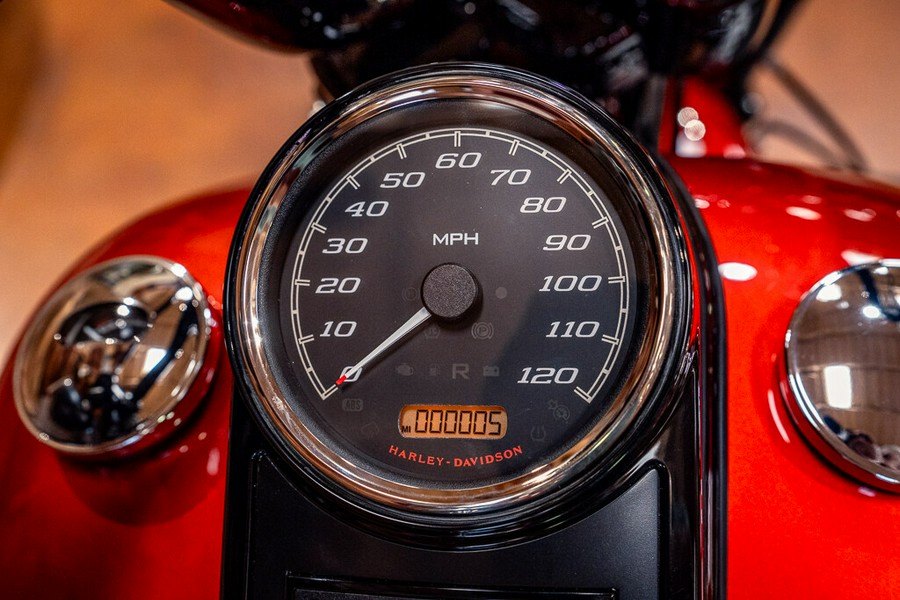 2025 Harley-Davidson Road King Special