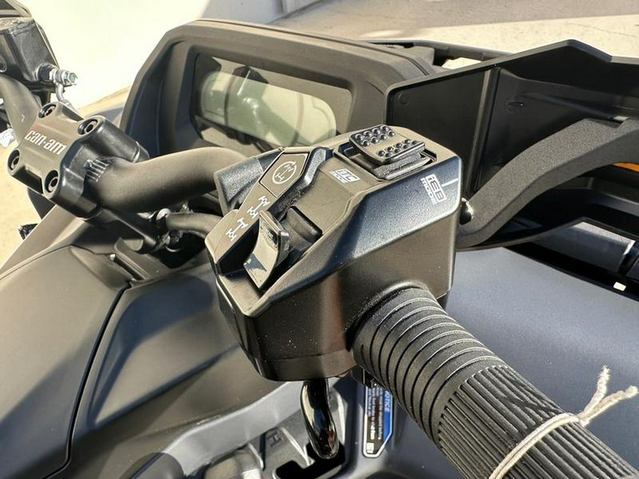 2025 Can-Am® Outlander XT-P 1000R