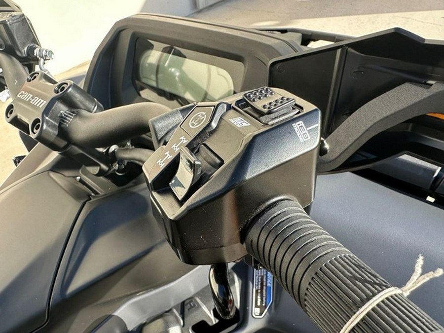 2025 Can-Am Outlander XT-P 1000R