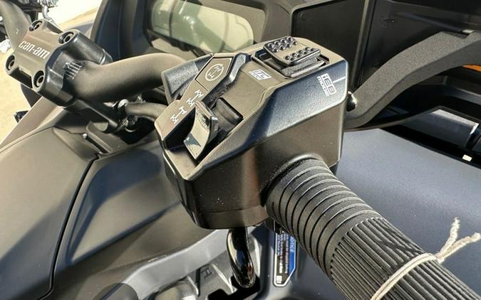 2025 Can-Am Outlander XT-P 1000R