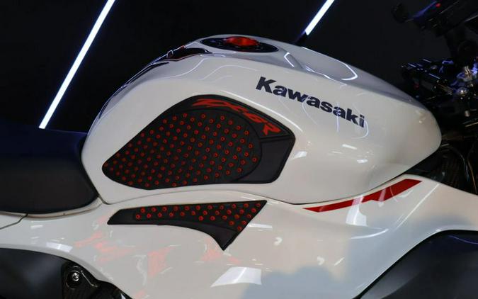 2024 Kawasaki Ninja ZX-6R ABS