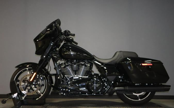 2024 Harley-Davidson Street Glide (FLHX)