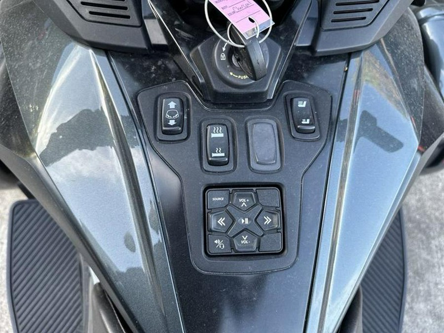 2020 Can-Am® Spyder® RT Limited Chrome