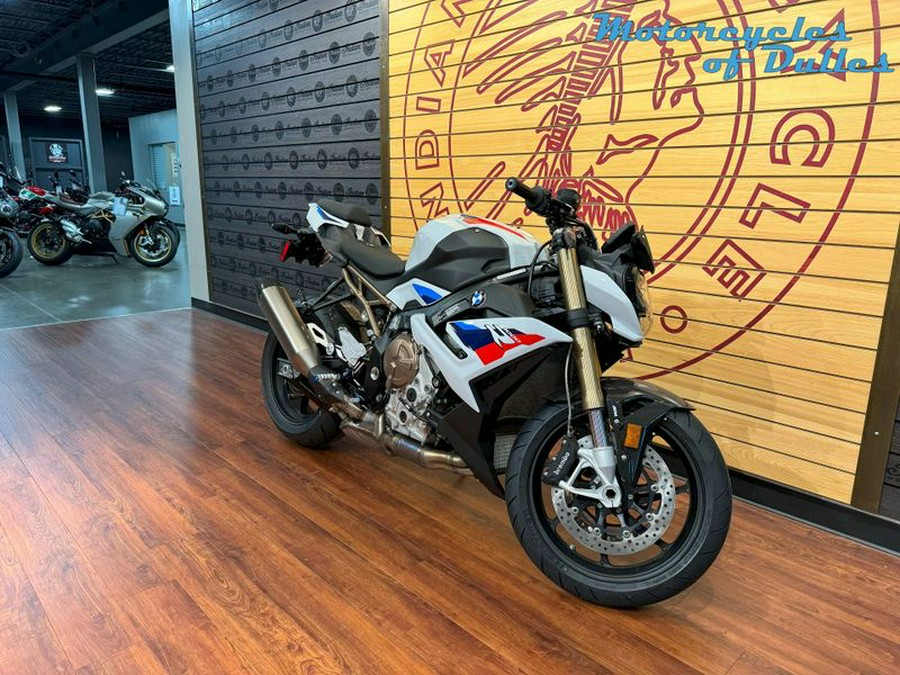 new 2024 BMW S 1000 R