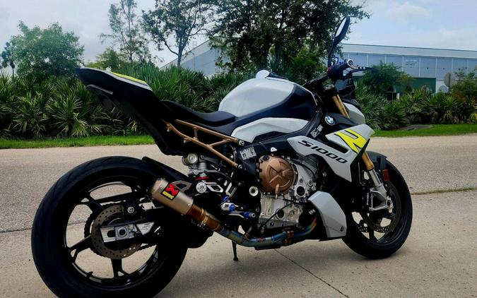 2022 BMW S 1000 R