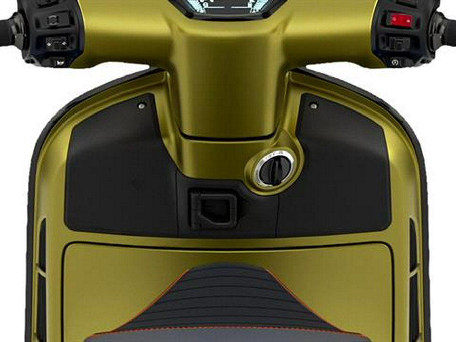 2025 Vespa GTS 310 SuperSport