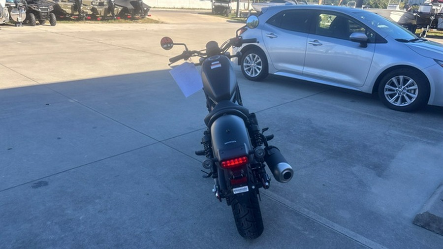 2025 Honda REBEL 300
