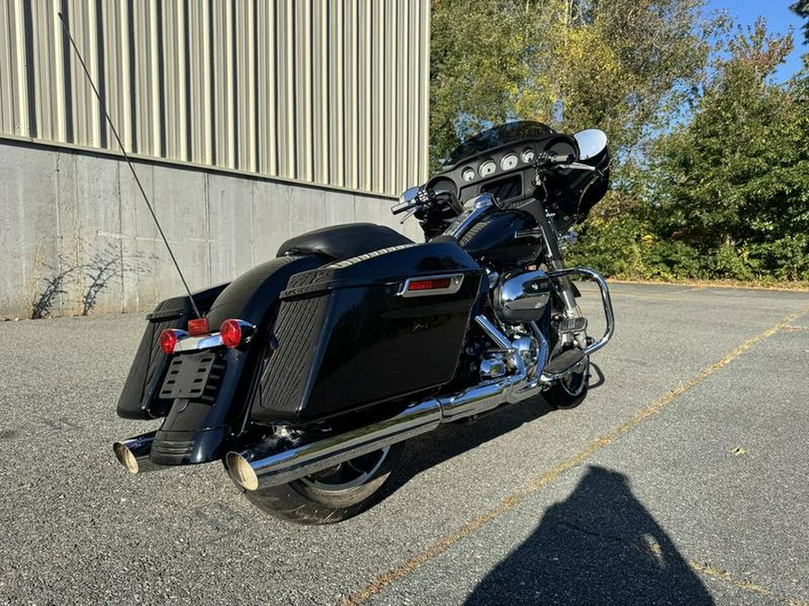 2021 Harley-Davidson® FLHX - Street Glide®