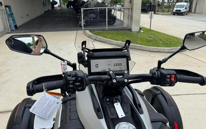 2025 Can-Am® Canyon XT