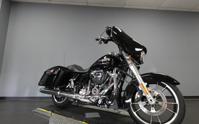 2023 Harley-Davidson Street Glide