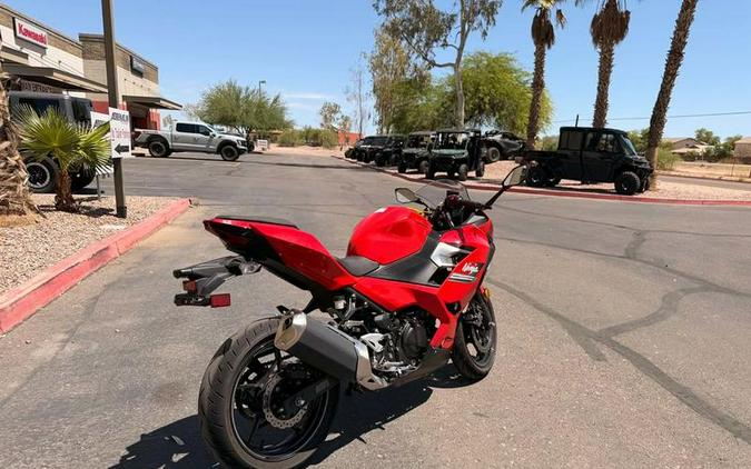 2021 Kawasaki Ninja® 400 ABS Passion Red