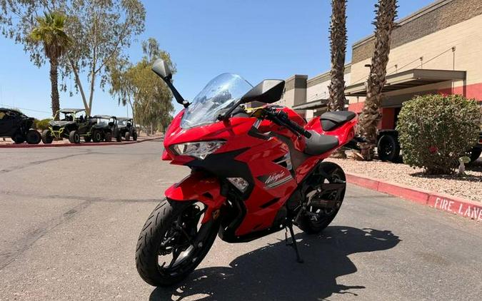 2021 Kawasaki Ninja® 400 ABS Passion Red