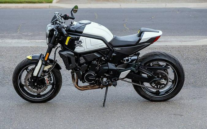 2022 CFMOTO 700CL-X Sport