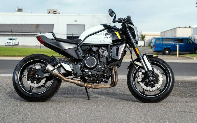 2022 CFMOTO 700CL-X Sport