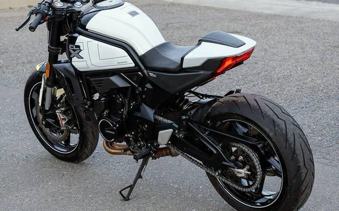 2022 CFMOTO 700CL-X Sport