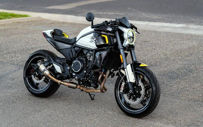 2022 CFMOTO 700CL-X Sport