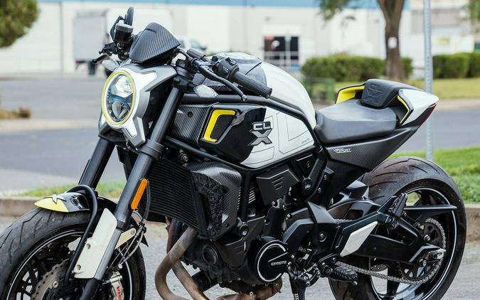 2022 CFMOTO 700CL-X Sport