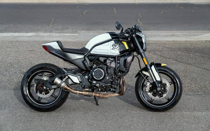 2022 CFMOTO 700CL-X Sport