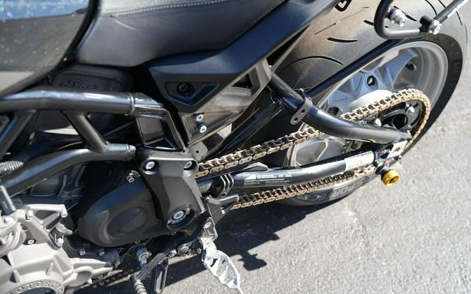 2019 Indian Motorcycle FTR 1200 S Titanium Metallic over Thunder Black Pearl