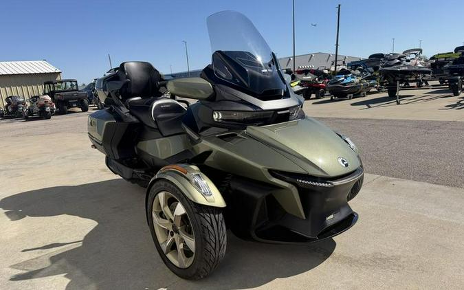 2021 Can-Am® Spyder® RT Sea To Sky SE6