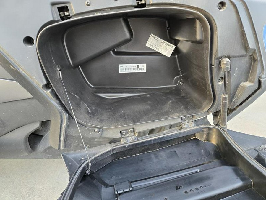 2022 Can-Am® Spyder RT Limited Chrome Wheels