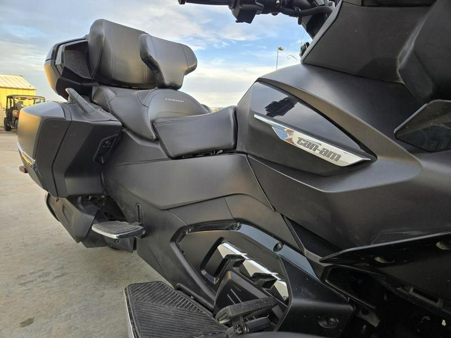 2022 Can-Am® Spyder RT Limited Chrome Wheels