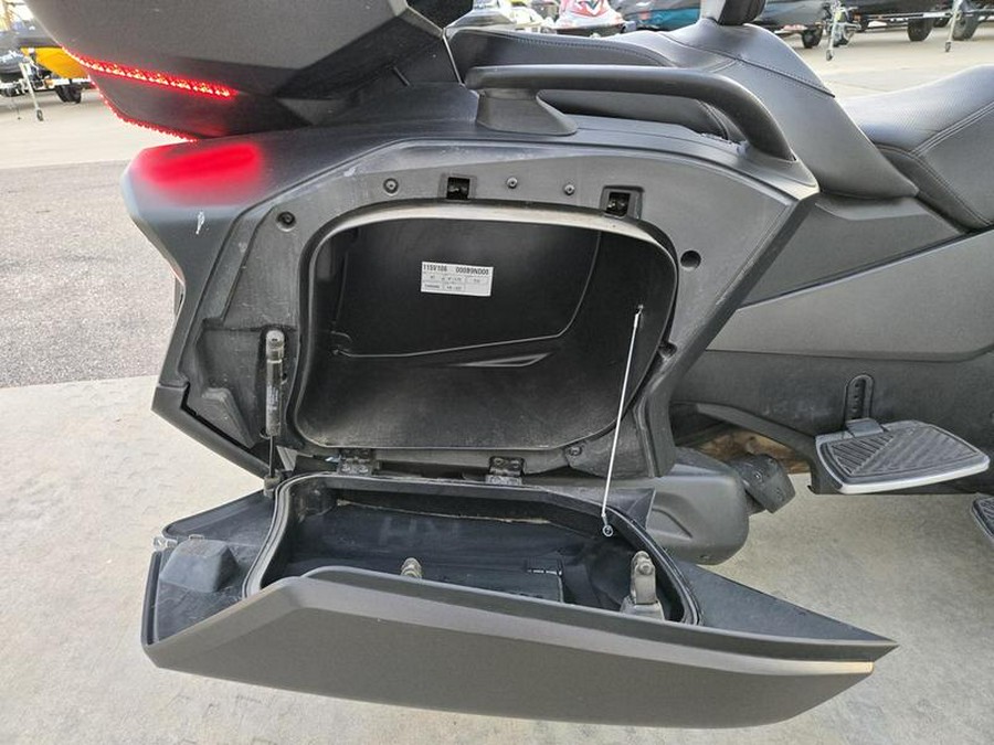 2022 Can-Am® Spyder RT Limited Chrome Wheels