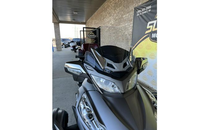 2014 Can-Am Spyder® RT - SE6