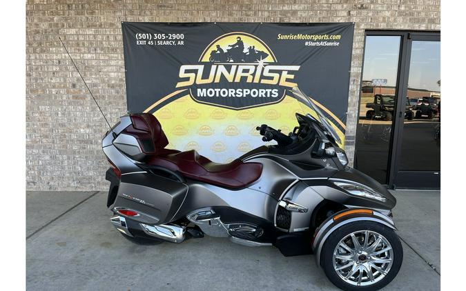 2014 Can-Am Spyder® RT - SE6
