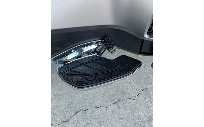 2014 Can-Am Spyder® RT - SE6