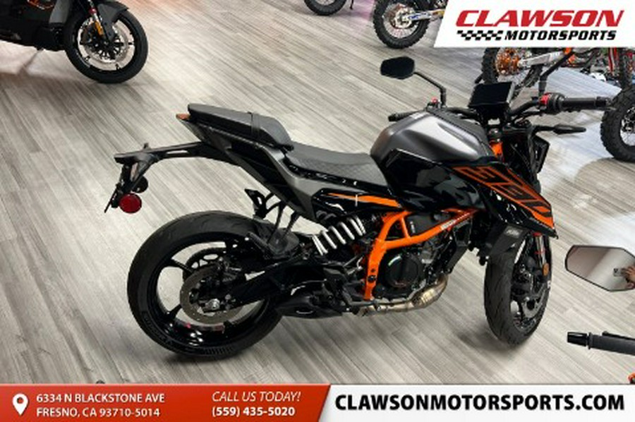2026 KTM 390 Duke