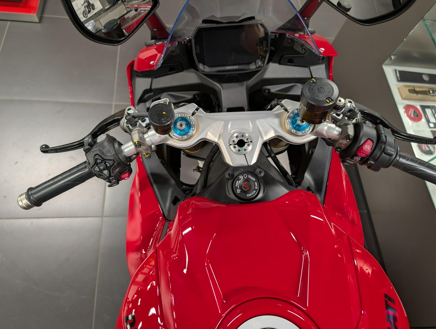 2026 Ducati PANIGALE V2S