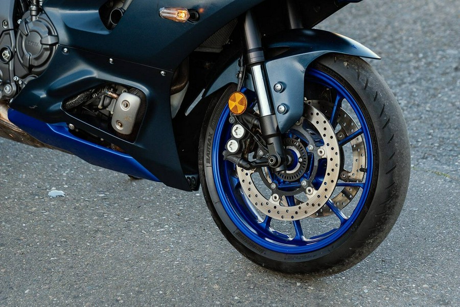 2023 Yamaha YZF-R7 Blue