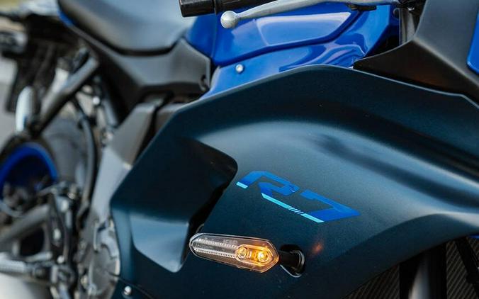 2023 Yamaha YZF-R7 Blue