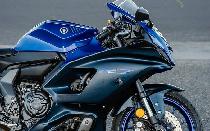 2023 Yamaha YZF-R7 Blue