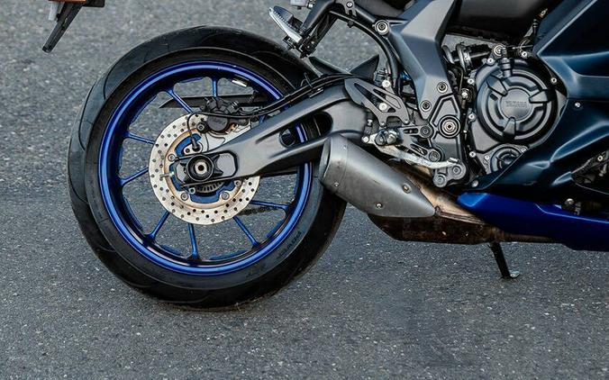 2023 Yamaha YZF-R7 Blue