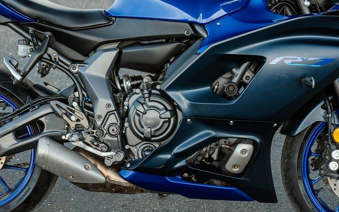 2023 Yamaha YZF-R7 Blue