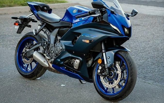 2023 Yamaha YZF-R7 Blue