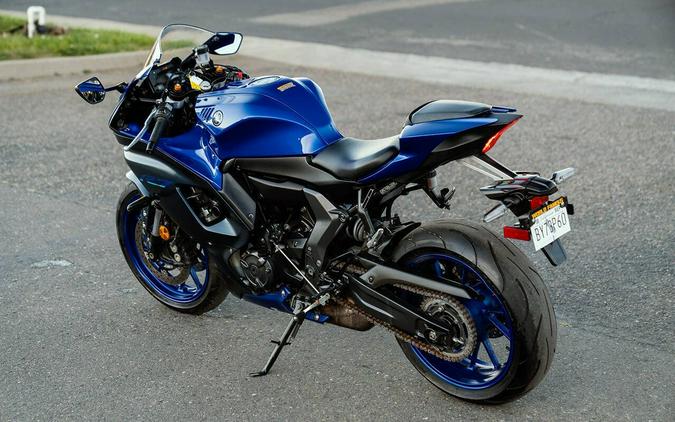 2023 Yamaha YZF-R7 Blue