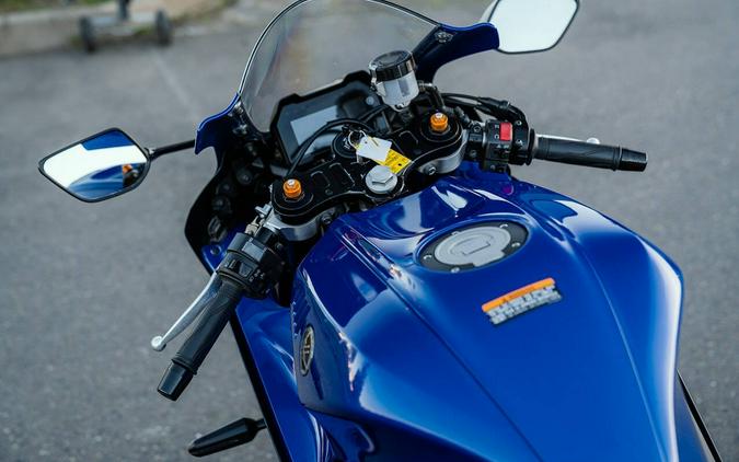 2023 Yamaha YZF-R7 Blue