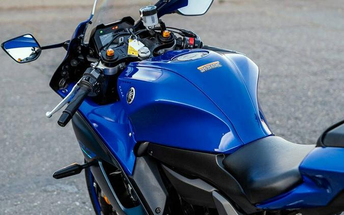 2023 Yamaha YZF-R7 Blue