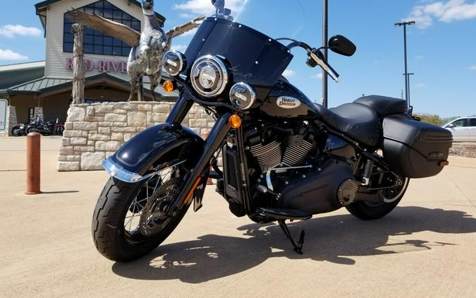 2023 Harley-Davidson® Heritage Classic Vivid Black