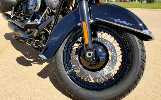 2023 Harley-Davidson® Heritage Classic Vivid Black